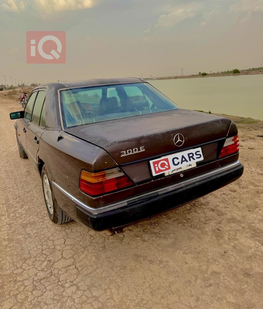 مرسيدس بنز E-Class